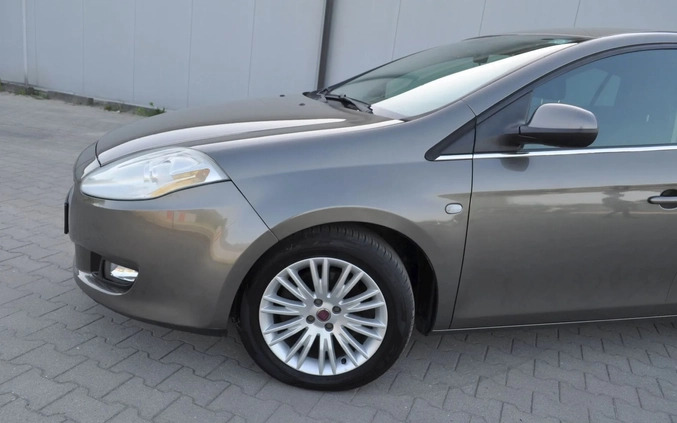 Fiat Bravo cena 17900 przebieg: 167000, rok produkcji 2010 z Tarnowskie Góry małe 562